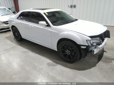 CHRYSLER 300 2019