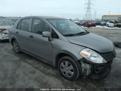 NISSAN VERSA 2010