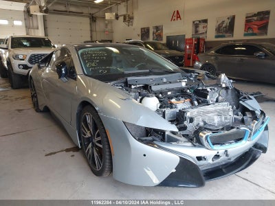 BMW I8 2016