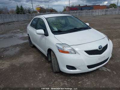 TOYOTA YARIS 2010