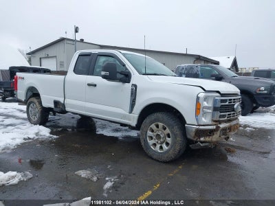 FORD F-250 2023