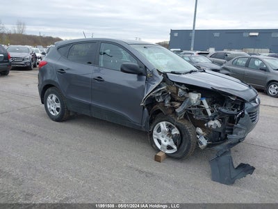 HYUNDAI TUCSON 2015