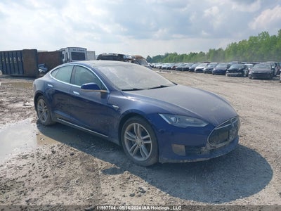 TESLA MODEL S 2015