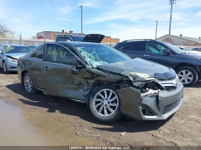 TOYOTA CAMRY 2013