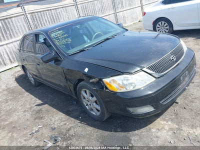 TOYOTA AVALON 2001