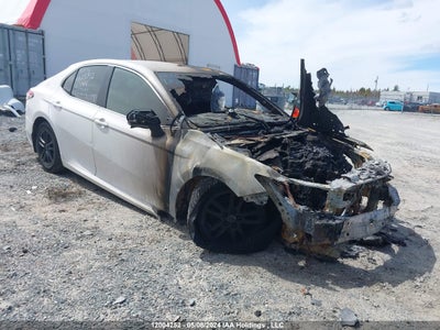 TOYOTA CAMRY 2018