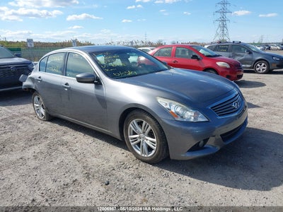 INFINITI G37 2011