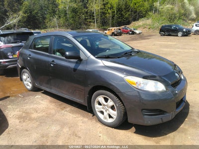 TOYOTA MATRIX 2012