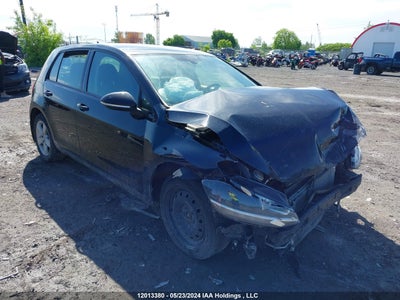 VOLKSWAGEN GOLF 2021