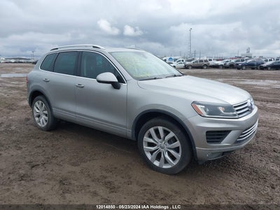 VOLKSWAGEN TOUAREG 2016