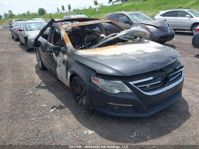 VOLKSWAGEN PASSAT CC 2010