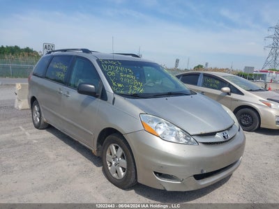 TOYOTA SIENNA 2008
