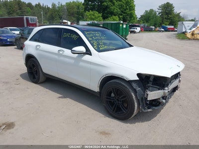 MERCEDES-BENZ 300 2016