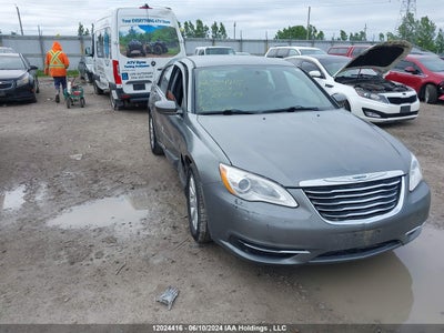 CHRYSLER 200 2012