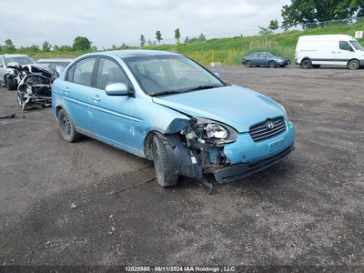 HYUNDAI ACCENT 2010
