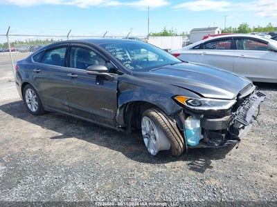 FORD FUSION HYBRID 2019