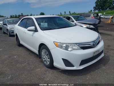 TOYOTA CAMRY 2012