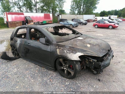 VOLKSWAGEN GOLF GTI 2016