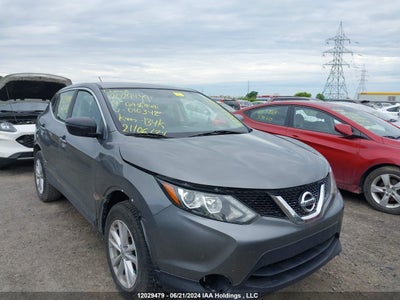 NISSAN QASHQAI 2017