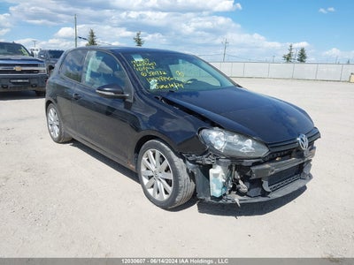 VOLKSWAGEN GOLF 2010