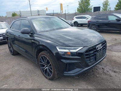 AUDI Q8 2022