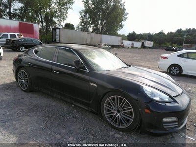 PORSCHE PANAMERA 2010