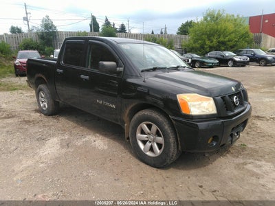 NISSAN TITAN 2011