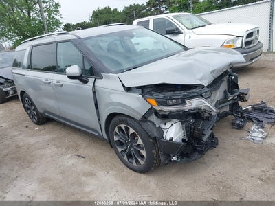 KIA CARNIVAL 2024