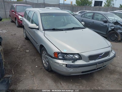 VOLVO V70 2002