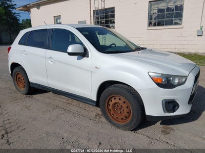 MITSUBISHI RVR 2014