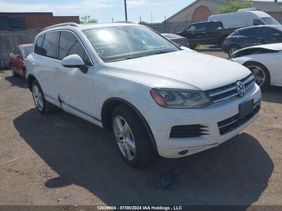 VOLKSWAGEN TOUAREG 2013