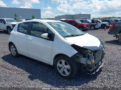 TOYOTA YARIS 2015