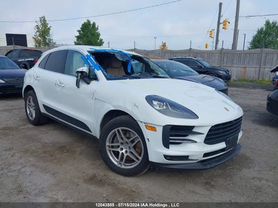 PORSCHE MACAN 2021