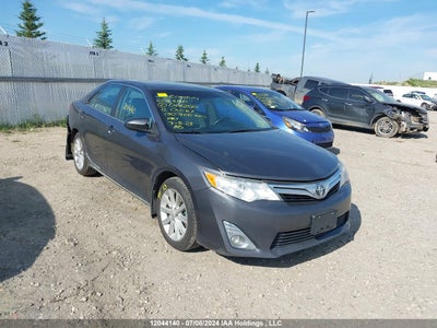 TOYOTA CAMRY 2012