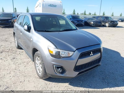 MITSUBISHI RVR 2013