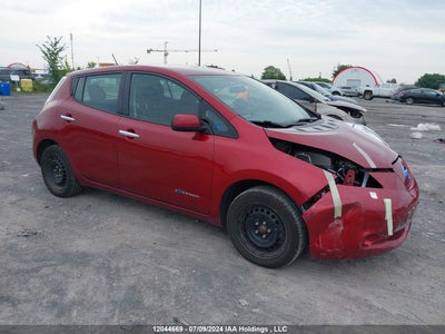 NISSAN LEAF 2015