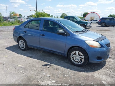 TOYOTA YARIS 2010