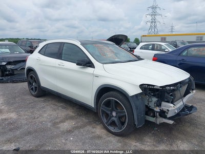 MERCEDES-BENZ GLA-CLASS 2015