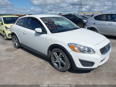 VOLVO C30 2013