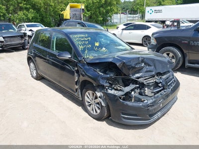 VOLKSWAGEN GOLF 2016