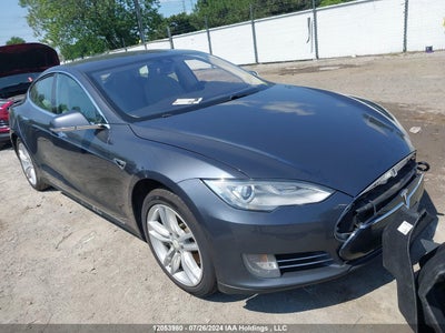 TESLA MODEL S 2015
