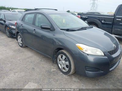 TOYOTA MATRIX 2010