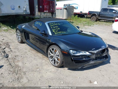 AUDI R8 2011