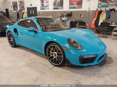 PORSCHE 911 2017