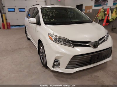 TOYOTA SIENNA 2020
