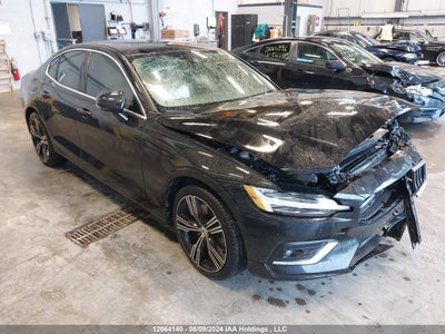 VOLVO S60 2021