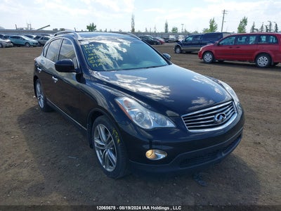 INFINITI JOURNEY 2013