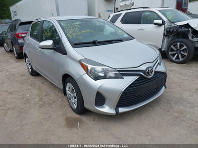 TOYOTA YARIS 2015