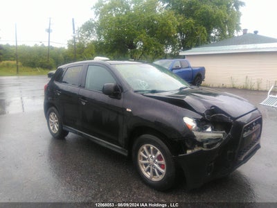 MITSUBISHI RVR 2013