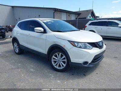 NISSAN QASHQAI 2019